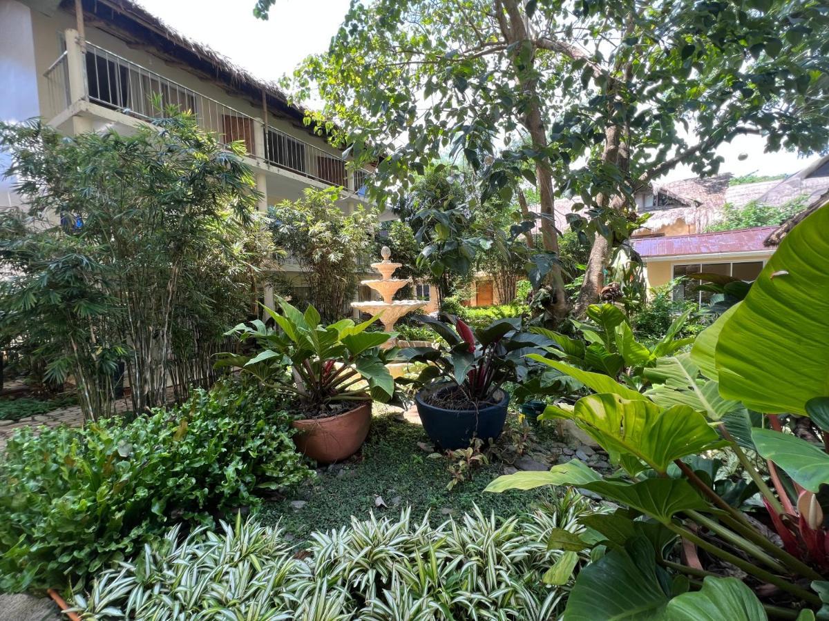 Boracay Amor Apartment Balabag  Kültér fotó