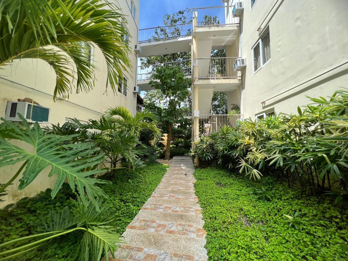 Boracay Amor Apartment Balabag  Kültér fotó